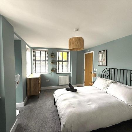 X-Large Two Bedroom & Two Bathroom Apartment With Free Evening Parking Саутгемптон Экстерьер фото
